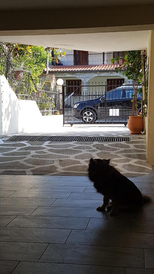 Fyllou Apartment Aszproválta Kültér fotó