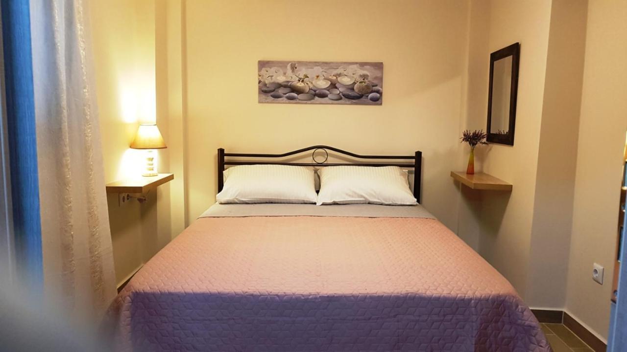 Fyllou Apartment Aszproválta Kültér fotó