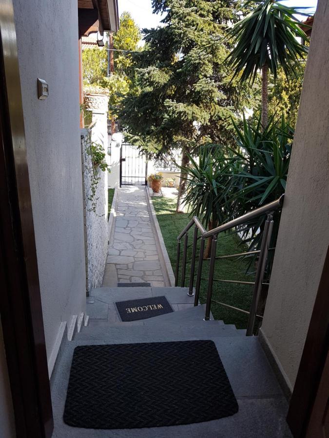 Fyllou Apartment Aszproválta Kültér fotó